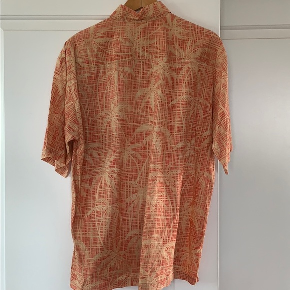 Tori Richard aloha shirt - Picture 2 of 3